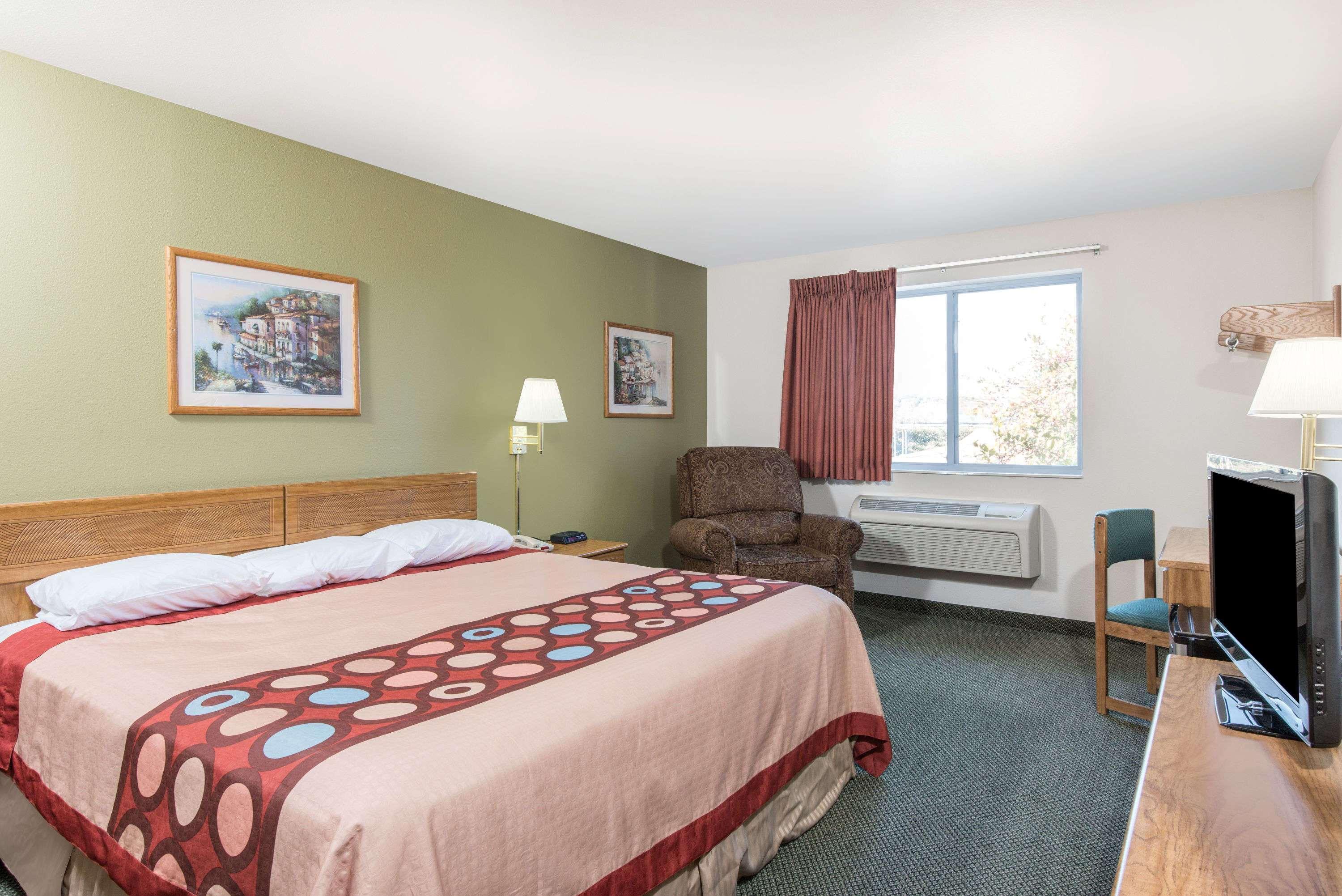 Super 8 By Wyndham West Middlesex/Sharon Area Hotel Exterior foto